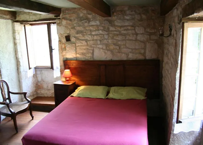 Les Du Mas D'aspech Casa de Férias *