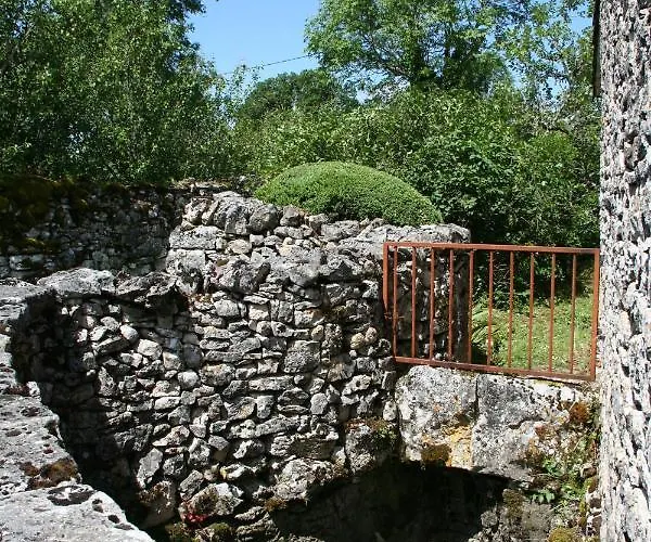 Casa de Férias Les Du Mas D'aspech