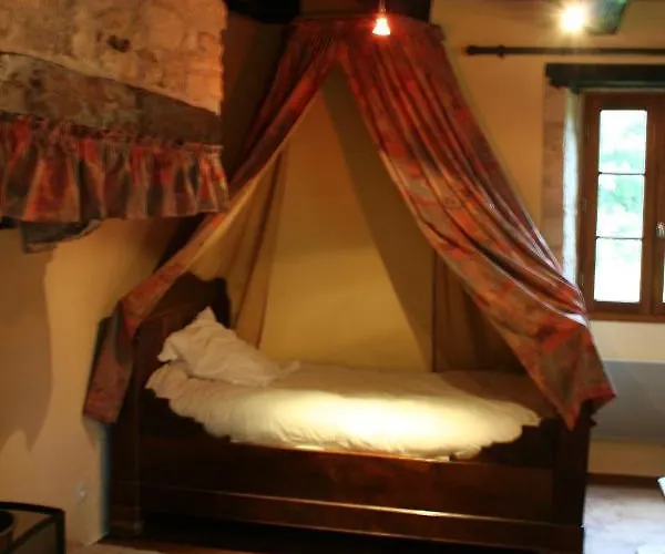 Les Du Mas D'aspech Casa de Férias *